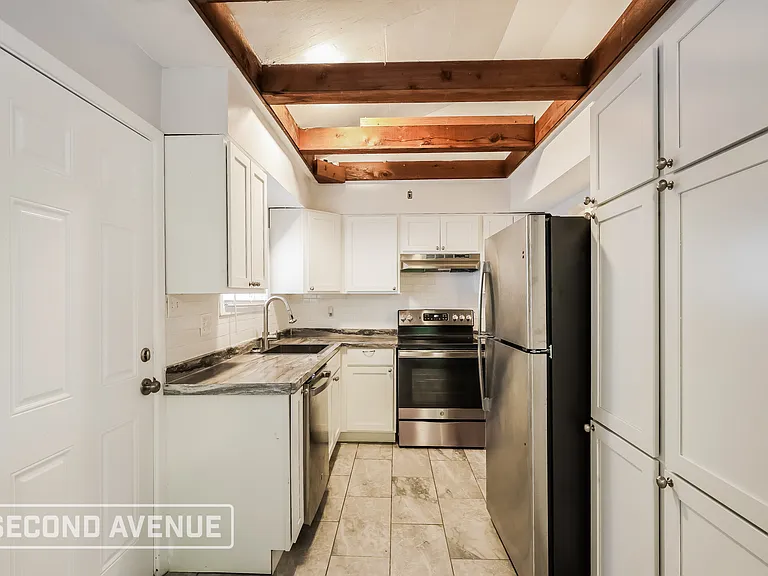 6006 Stanhill Ct — Photo 10