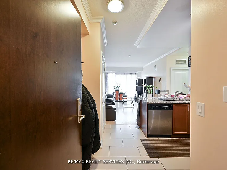100 John St #405 — Photo 6