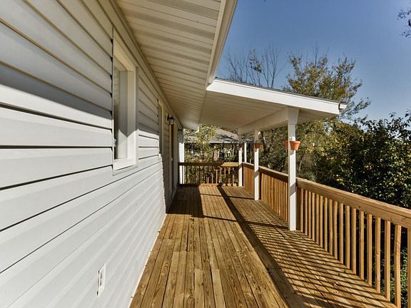 5th image of 6 James River Ln
