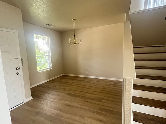 Foyer / Study