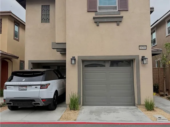16584 Poppy Seed Ln, Fontana, CA 92336