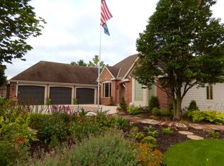 N7110 River Woods Dr, Sheboygan, WI 53083
