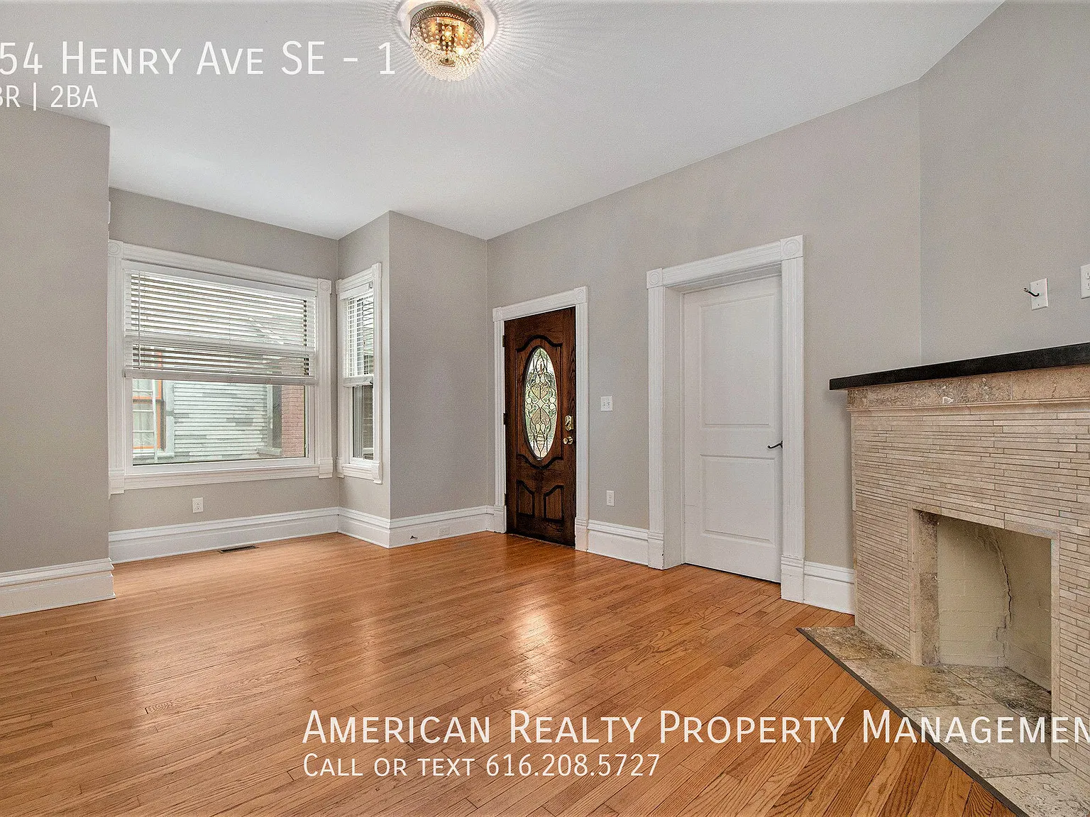 254 Henry Ave SE — Photo 2