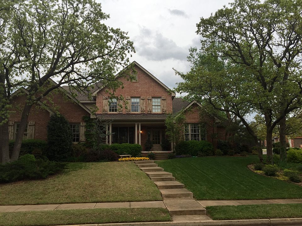 Fully landscaped corner lot