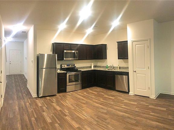 3rd image of 6362 Kennonbriar Ct