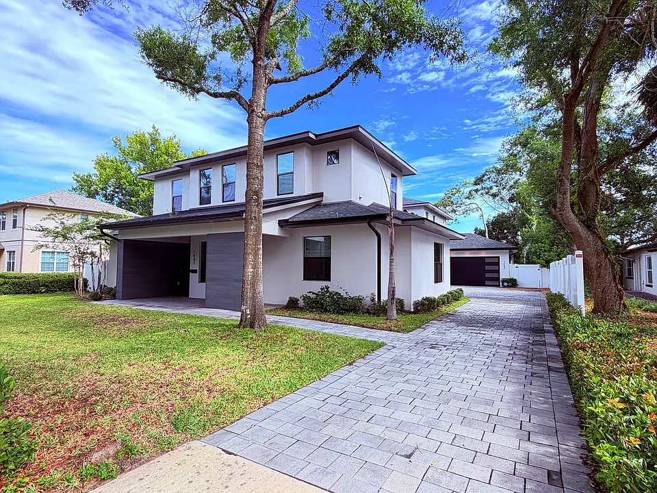 1403 Michigan Ave