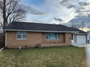 605 E Washington St, Le Roy, IL