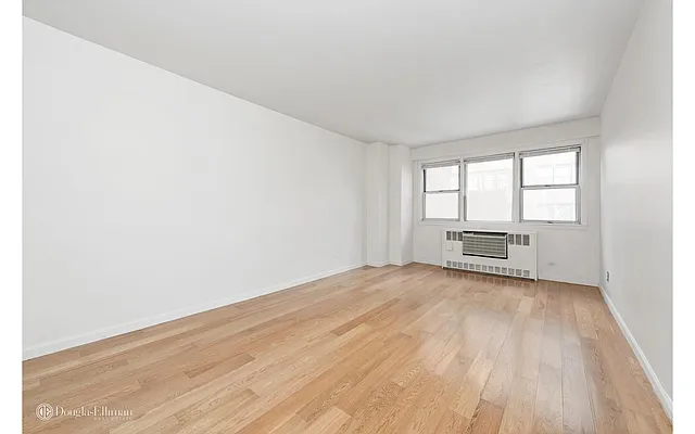 Rented by Douglas Elliman | media 17