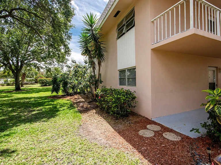 18081 SE Country Club Dr #16-151 — Photo 19