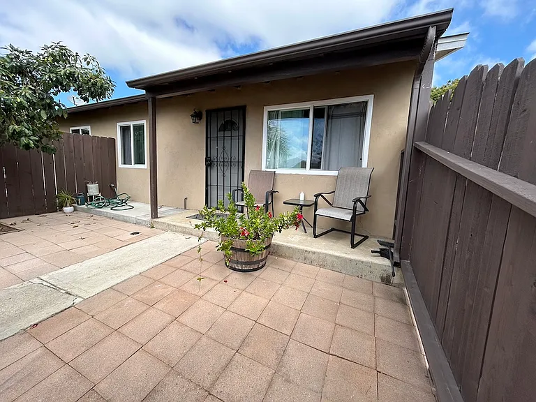 3348 Jemez Dr — Photo 1
