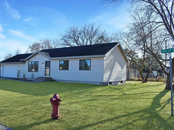 22 4th St NW, Crosby, MN 56441