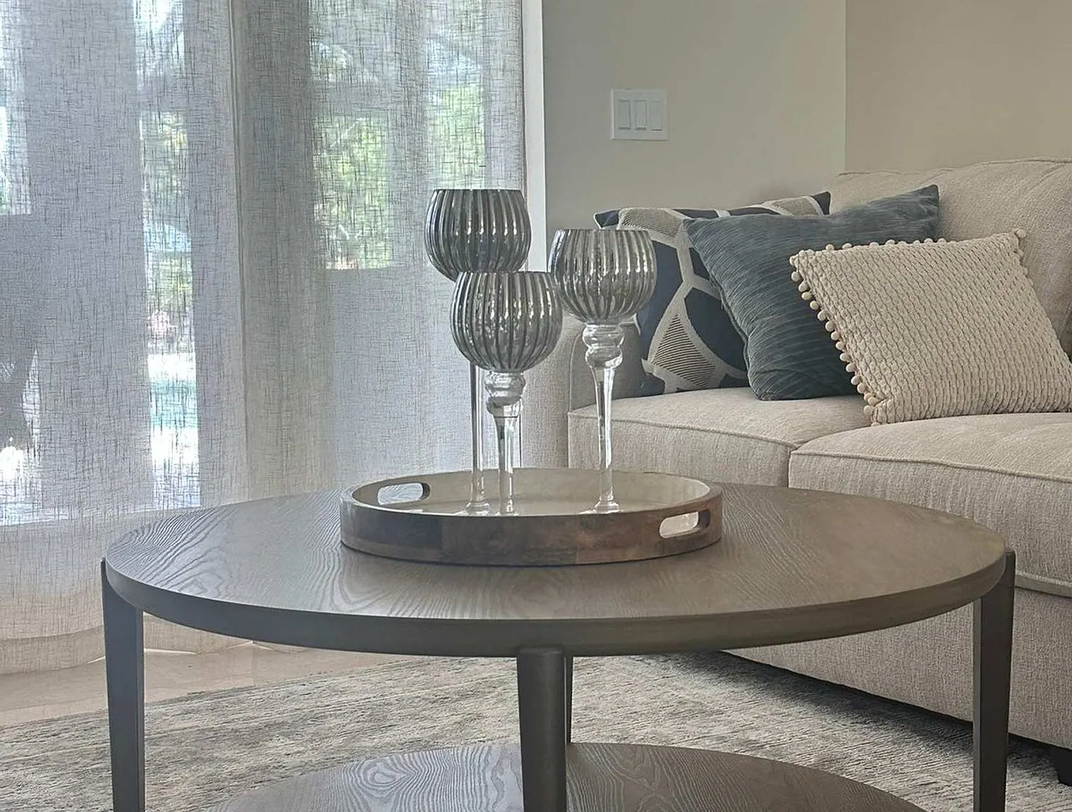 4 bed, 3.0 bath, 2195 sqft, $4,710 — Photo 4