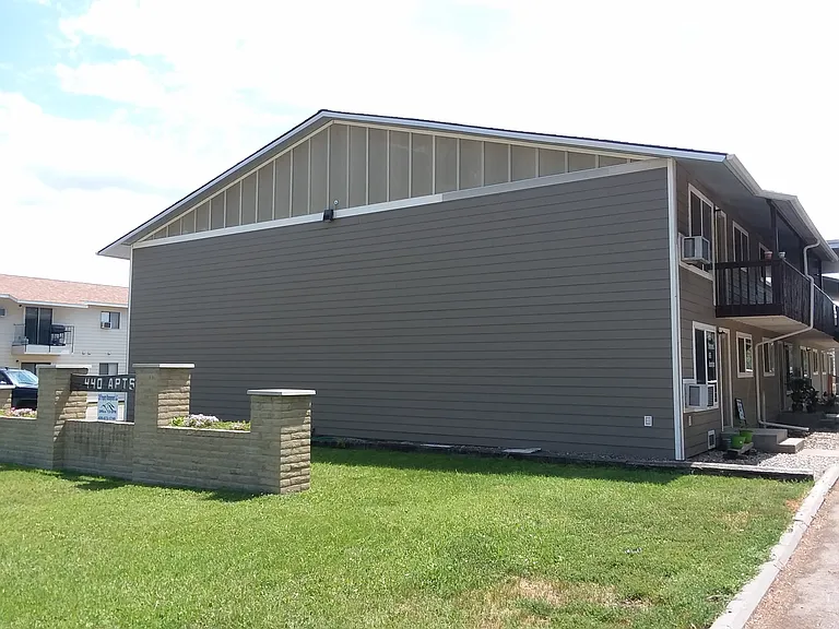 440 Josephine Drive - 29 — Photo 1