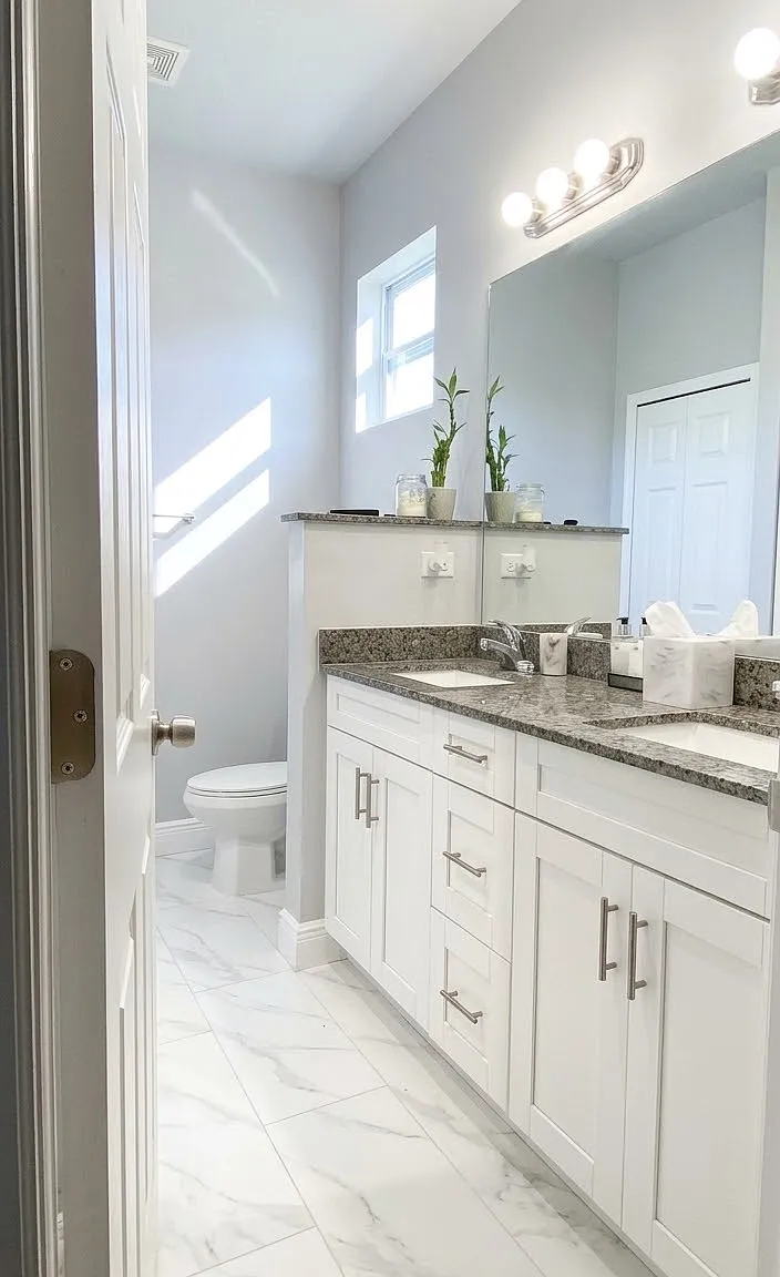 2427 Mallory Ave — Photo 4