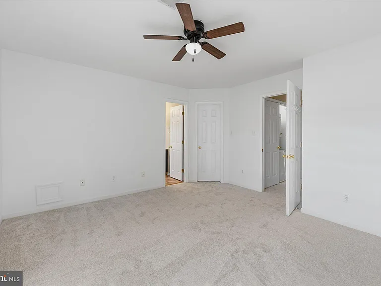 706 Vanderbilt Ter SE — Photo 19