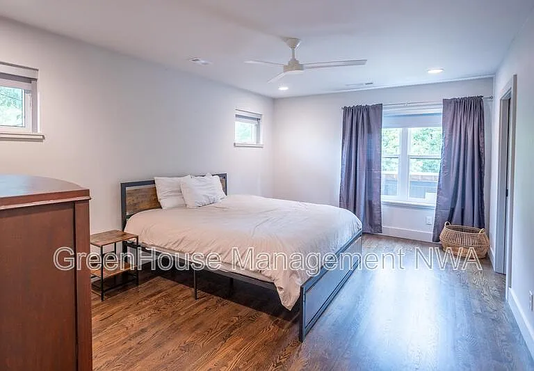 808 S Locust Ave #808LOC — Photo 27