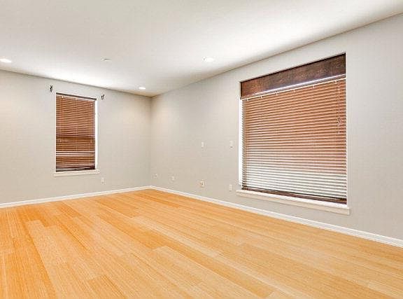 5th image of 212 E Auburn Ave