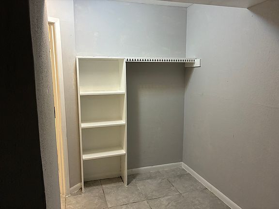 2nd image of 5625 Antoine Dr