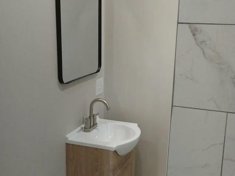 15 John St #3 — Photo 5