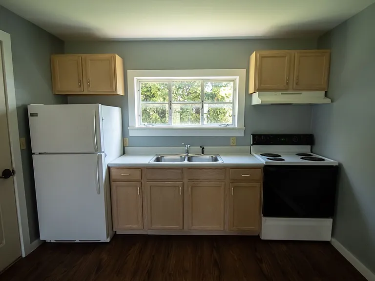12-16 Sage St — Photo 1