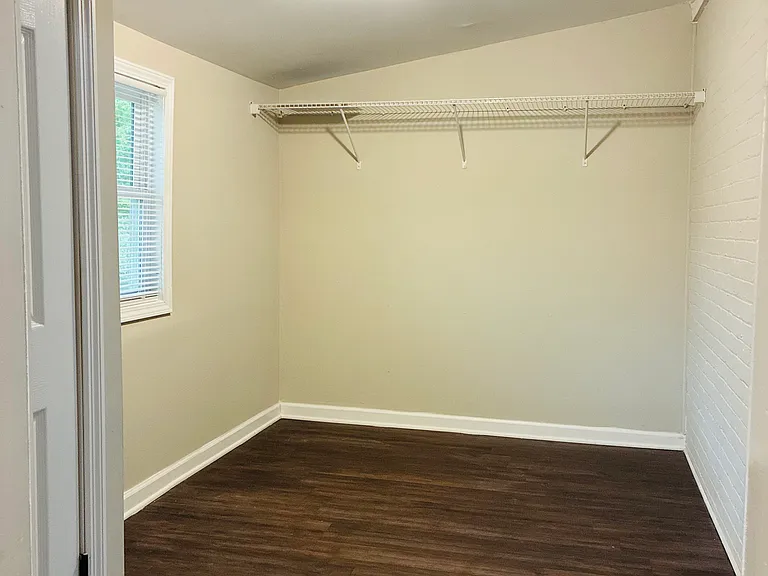 819 Buffalo St #B — Photo 7