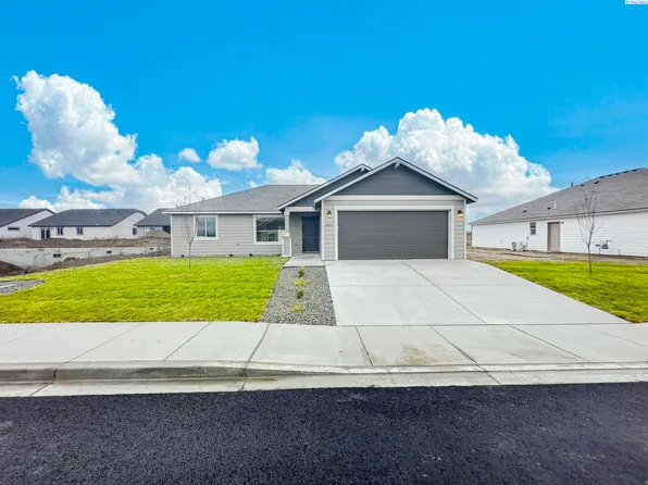 803 Grapevine St, Grandview, WA 98930