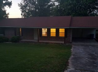 660 Sam Gibbs Rd, Union Grove, AL 35175