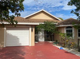 706 N C St, Lake Worth, FL 33460