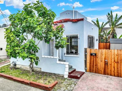 2706 75th Ave, Oakland, CA, 94605