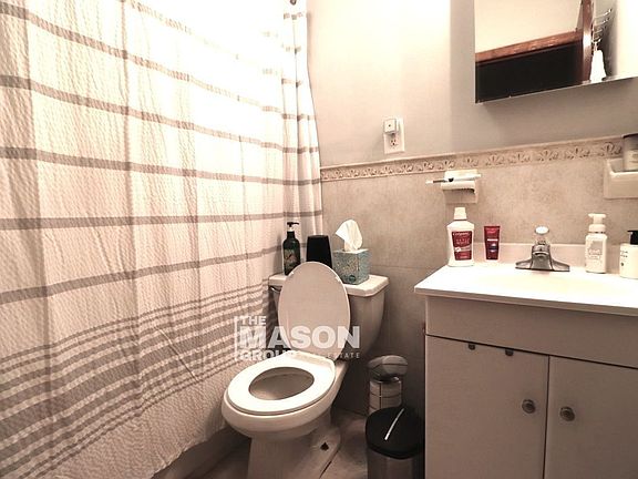 2nd image of 1741 1st Ave #2S