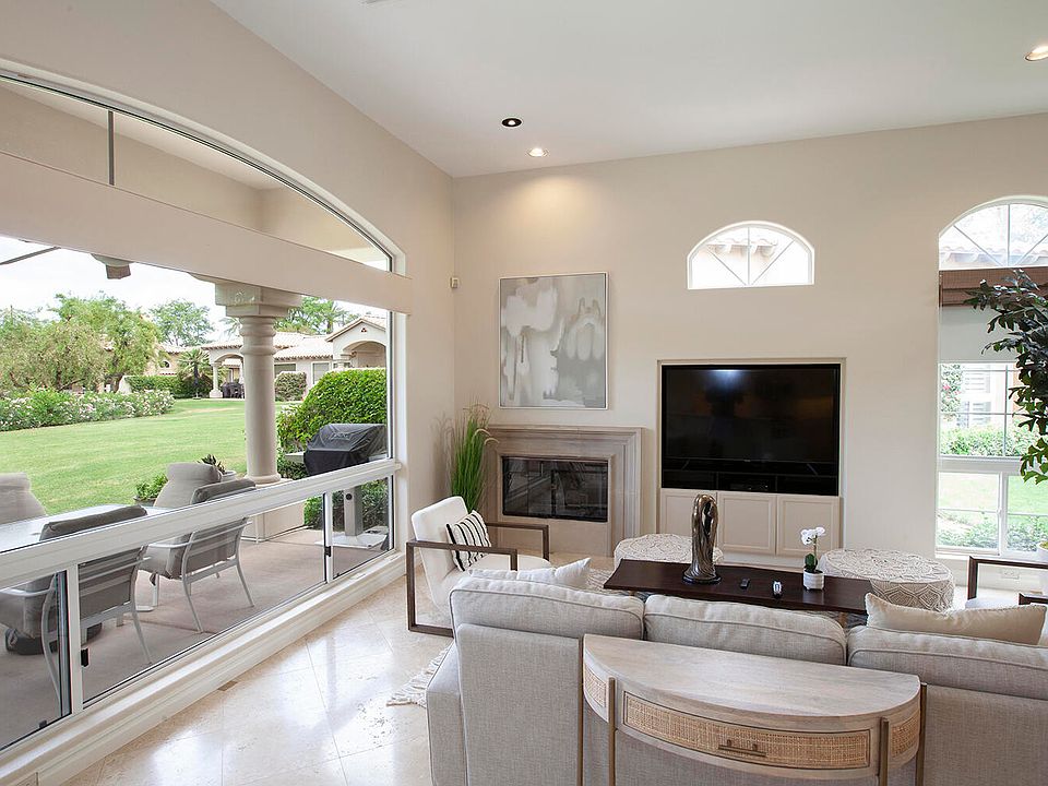 1st image of 48165 Casita Dr