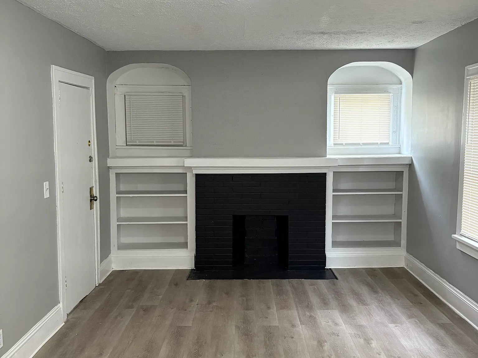 3 bed, 1100 sqft, $1,350 — Photo 1