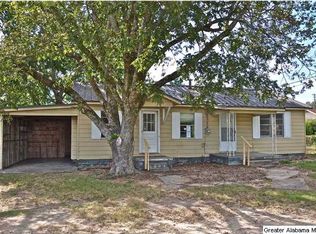 101 Gray St, Clanton, AL 35045