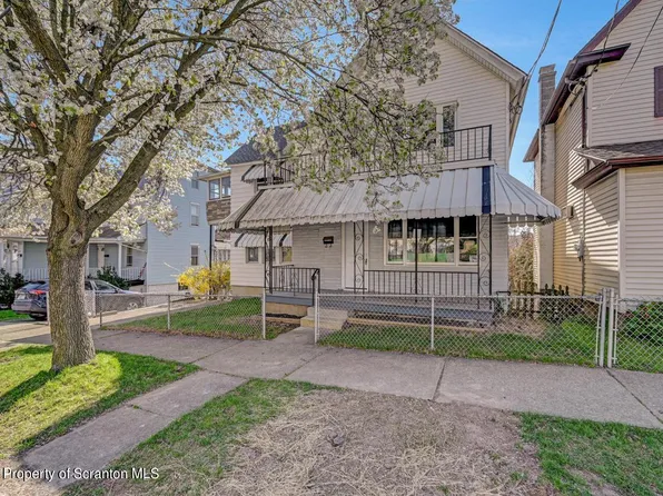 1050 Prescott Ave, Scranton, PA 18510