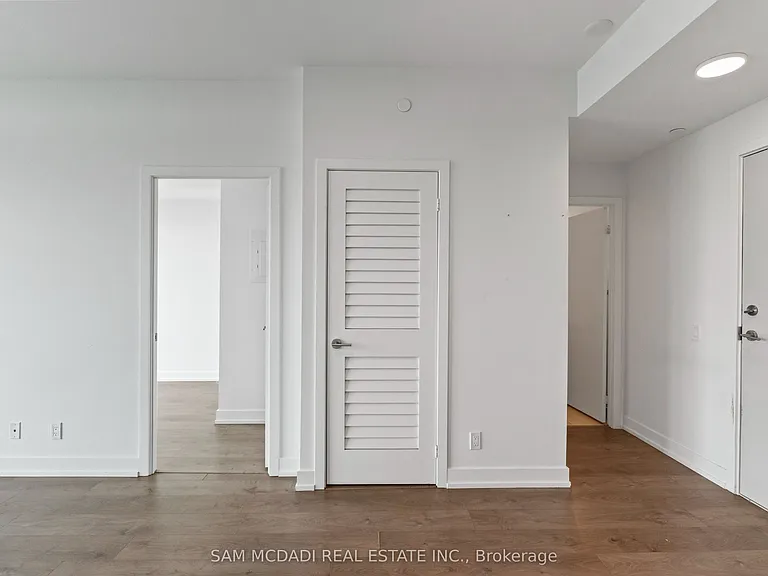 225 Veterans Dr #1107 — Photo 13