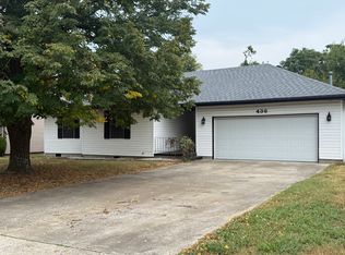 436 S Suburban Ave, Springfield, MO 65802