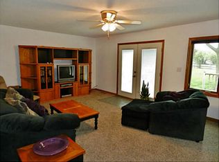 4119 E Douglas Ave, Des Moines, IA 50317