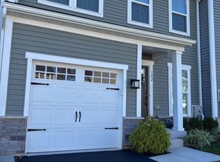 102 Sterling Dr, Norristown, PA 19401