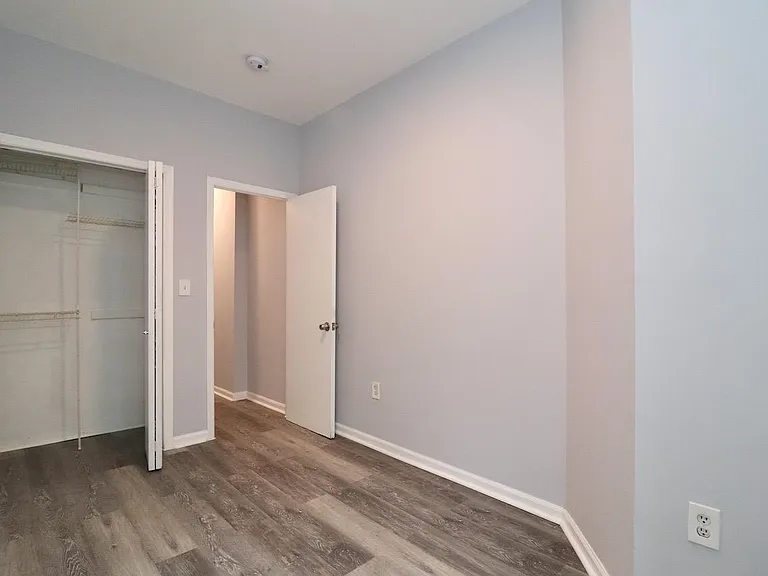 108 Adams St #4 — Photo 11