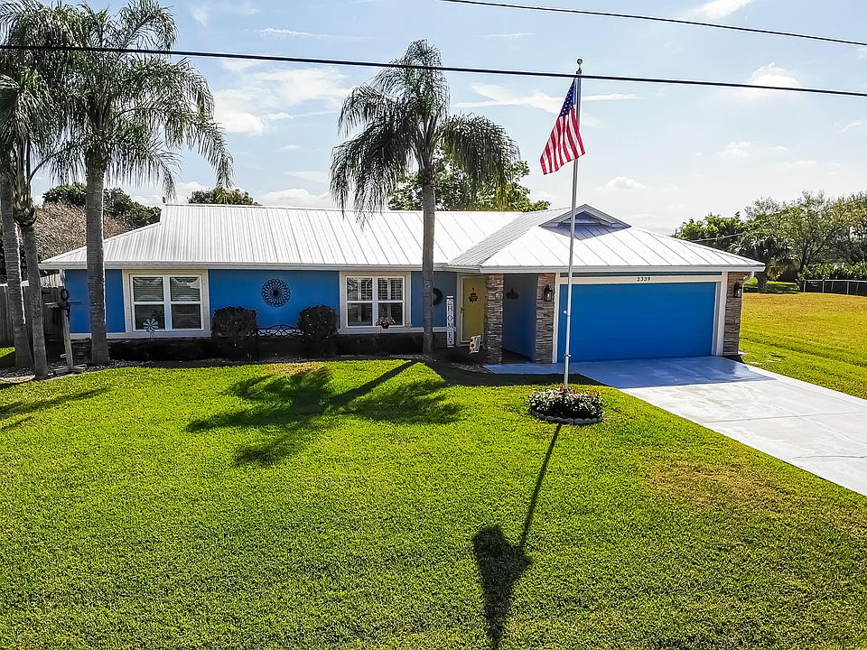 1st image of 2339 SW Kent Circle