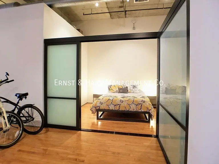 115 W 4th St #210 — Photo 25