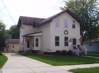 406 Spruce Ave NW, Montgomery, MN 56069