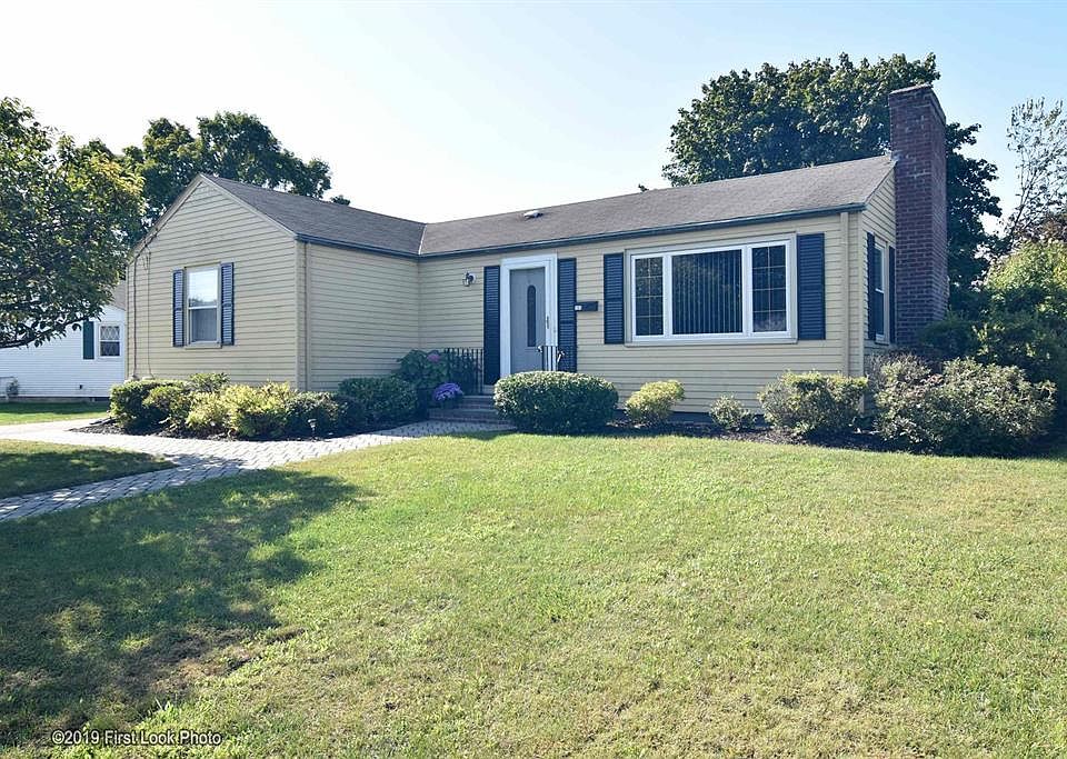1st image of 141 Lawnacre Dr
