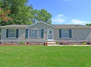 1989 Clearview Dr, Fayetteville, OH 45118