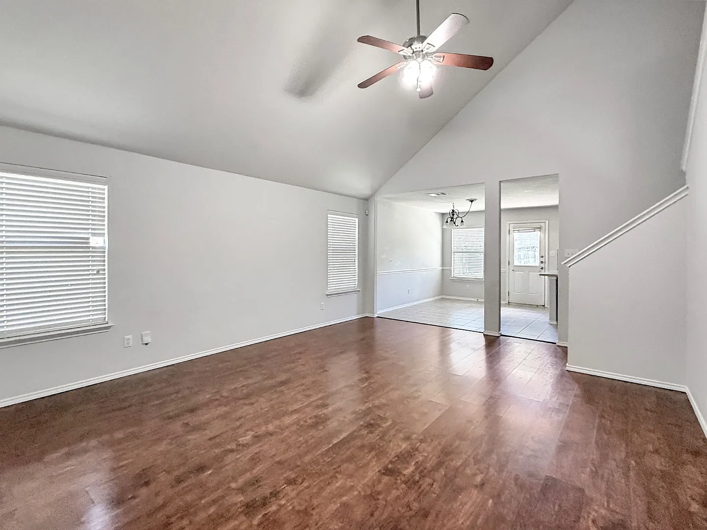 165 Flagstone Trl — Photo 4