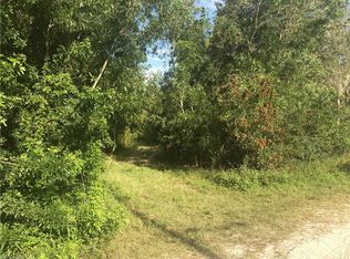 8300 Winslow Dr, Saint James City, FL 33956