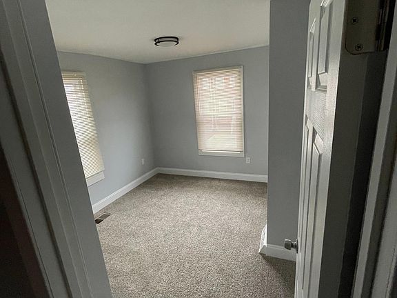 5th image of 723 N Union St