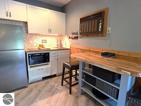 5th image of 6531 Schuss Mountain Ln