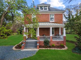 7677 Seaside Rd, Nassawadox, VA 23413