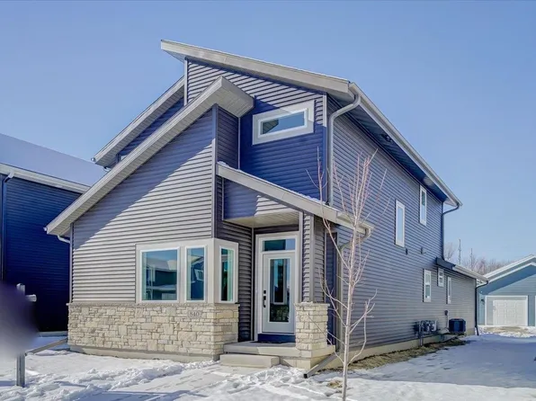 840 Royster Oaks Dr, Madison, WI 53714